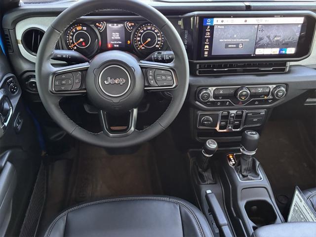 Photo of 2025 Hydro Blue Pearlcoat Jeep Wrangler