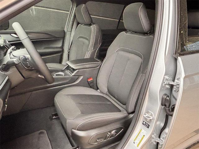 Photo of 2025 Silver Zynith Jeep Grand Cherokee L