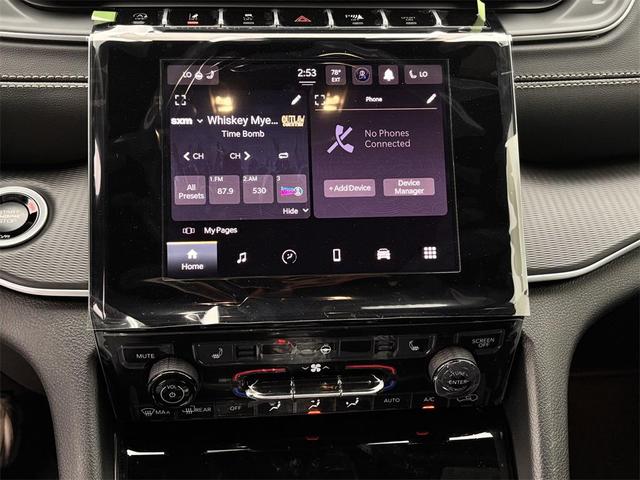 Photo of 2025 Silver Zynith Jeep Grand Cherokee L