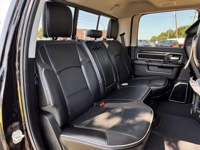 Photo of 2024 Diamond Black Crystal Pearlcoat RAM 3500