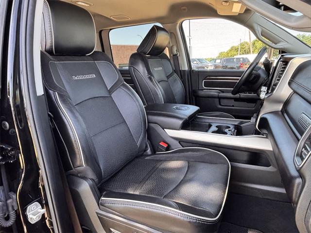 Photo of 2024 Diamond Black Crystal Pearlcoat RAM 3500