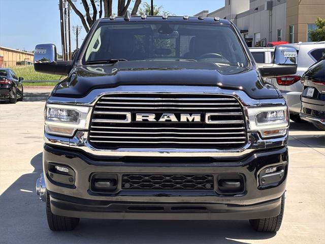 Photo of 2024 Diamond Black Crystal Pearlcoat RAM 3500