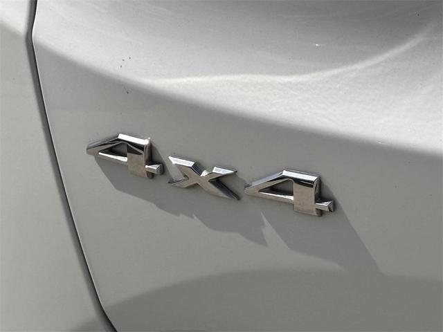 Photo of 2022 Alpine White Clearcoat Jeep Renegade