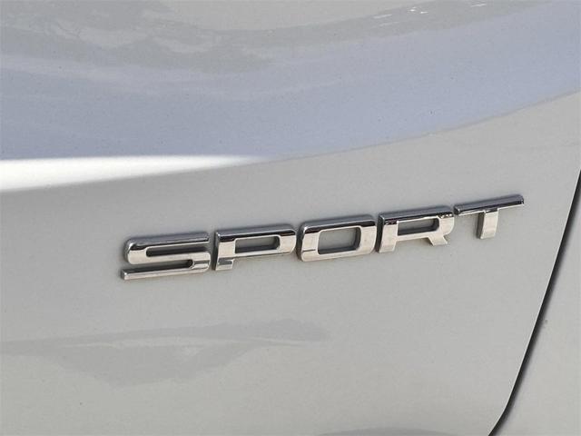 Photo of 2022 Alpine White Clearcoat Jeep Renegade