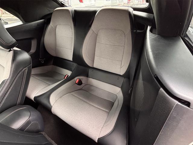 Photo of 2024 Silver Metallic Ford Mustang