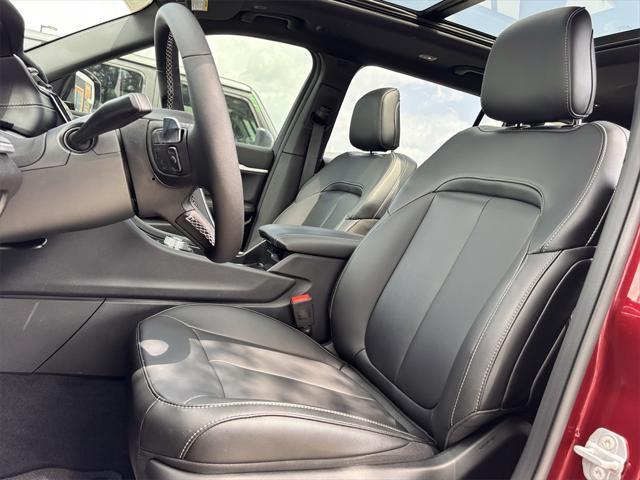 Photo of 2025 Velvet Red Pearlcoat Jeep Grand Cherokee L