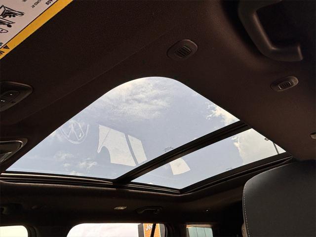 Photo of 2025 Velvet Red Pearlcoat Jeep Grand Cherokee L