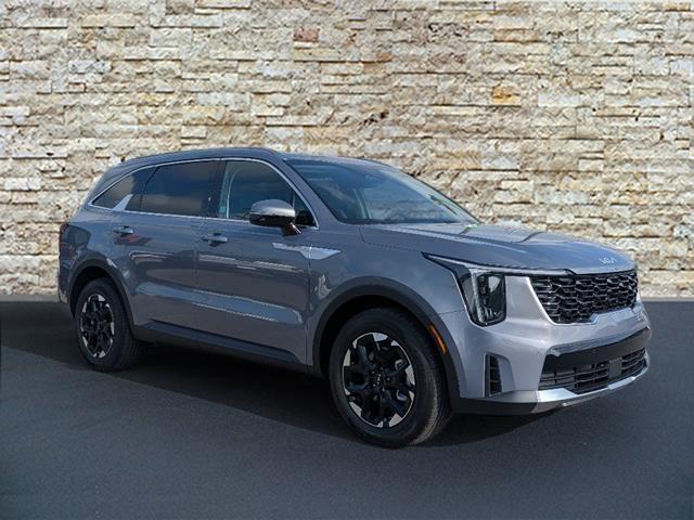 Photo of 2025 Everlasting Silver Kia Sorento