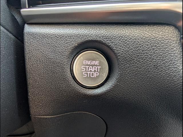 Photo of 2025 Everlasting Silver Kia Sorento