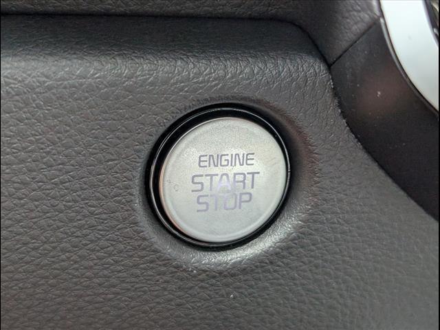 Photo of 2026 Ivory Silver Kia Carnival