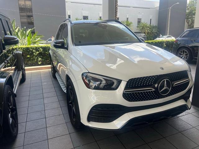 Photo of 2022 White Mercedes-Benz GLE 350