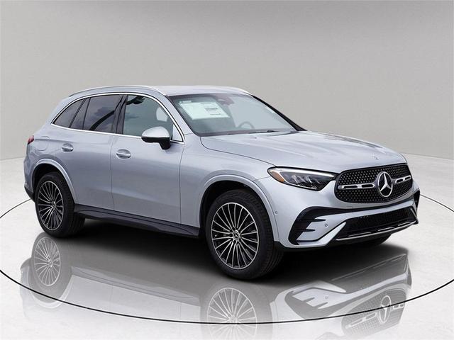 Photo of 2026 Silver Mercedes-Benz GLC 300