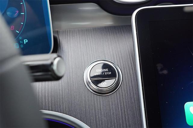 Photo of 2025 White Mercedes-Benz C-Class