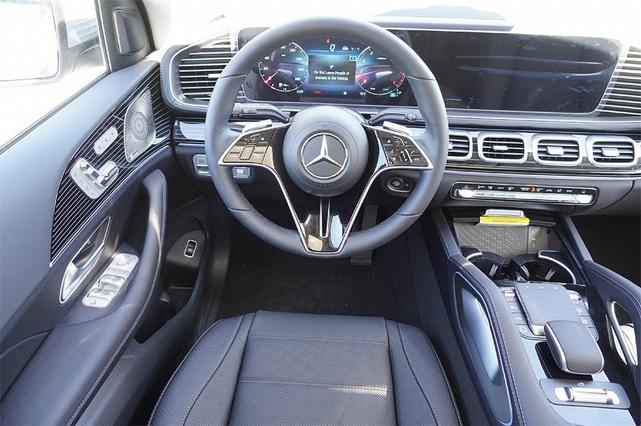Photo of 2025 Gray Mercedes-Benz GLS 450
