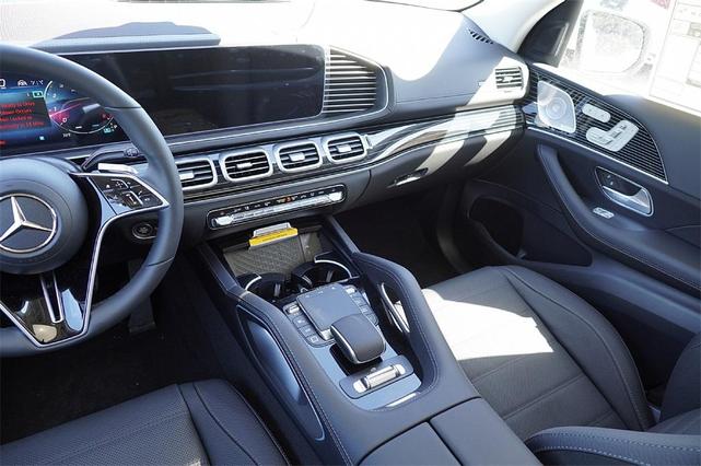 Photo of 2025 Gray Mercedes-Benz GLS 450