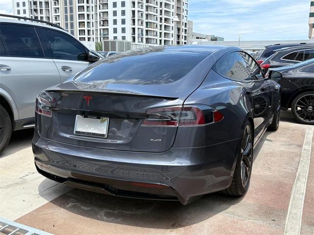 Photo of 2021 Gray Tesla Model S