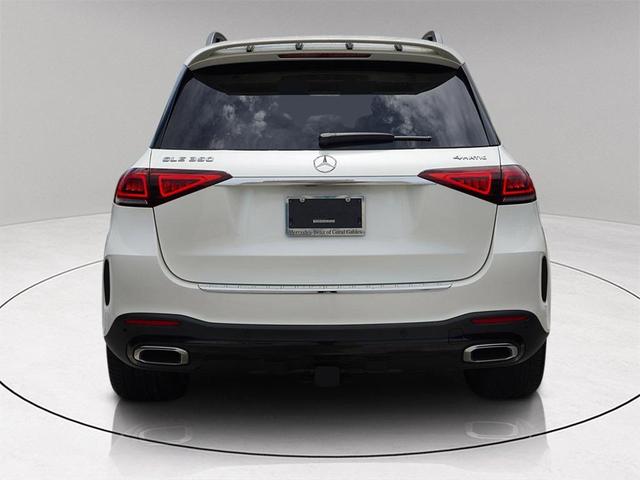 Photo of 2022 White Mercedes-Benz GLE 350