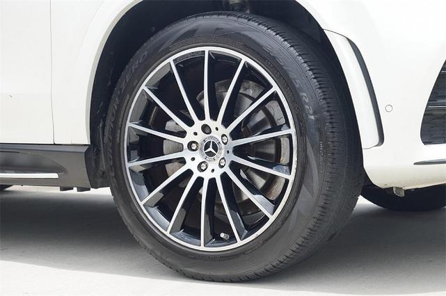 Photo of 2022 White Mercedes-Benz GLE 350