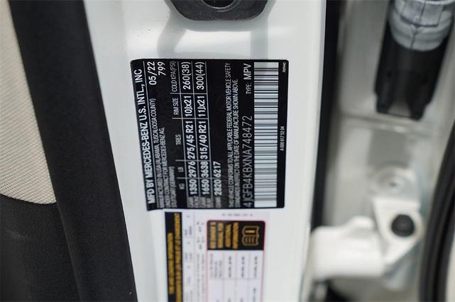 Photo of 2022 White Mercedes-Benz GLE 350