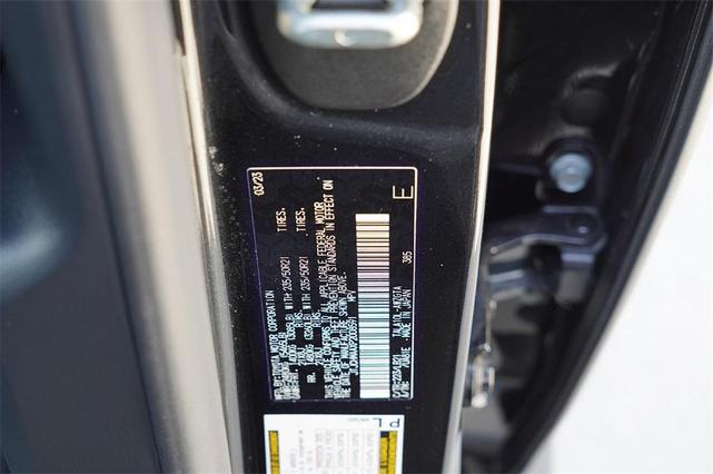 Photo of 2023 Black Lexus RX 350