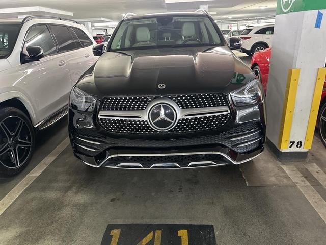 Photo of 2023 Black Mercedes-Benz GLE 350