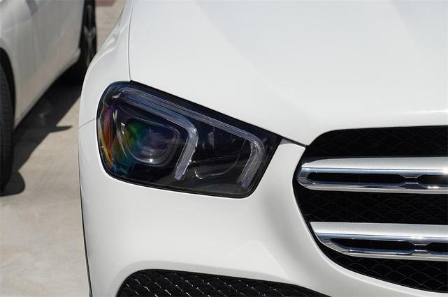 Photo of 2021 White Mercedes-Benz GLE 350