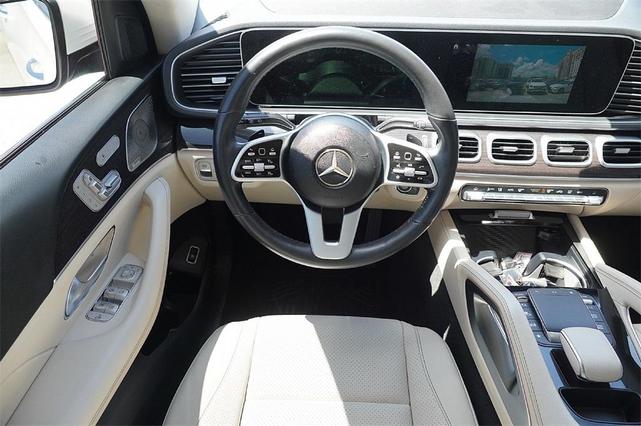 Photo of 2021 White Mercedes-Benz GLE 350