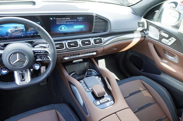 Photo of 2025 Green Mercedes-Benz AMG GLE 63