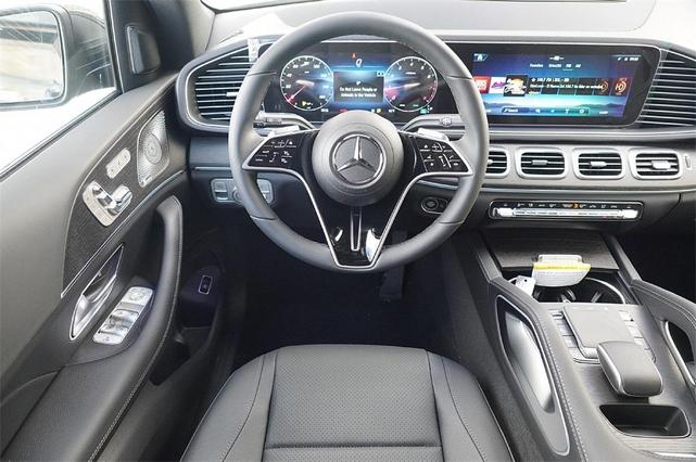 Photo of 2025 Black Mercedes-Benz GLE 350