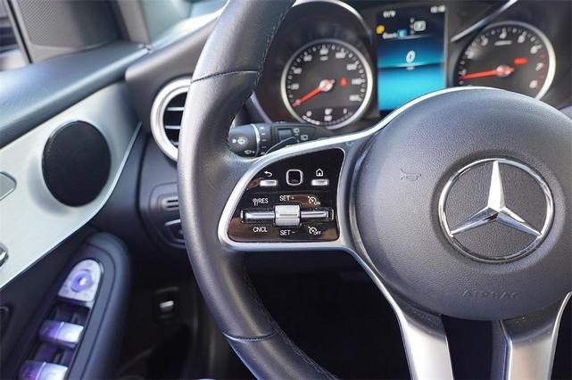 Photo of 2022 Black Mercedes-Benz GLC 300