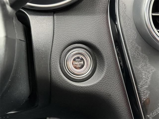 Photo of 2022 Black Mercedes-Benz GLC 300