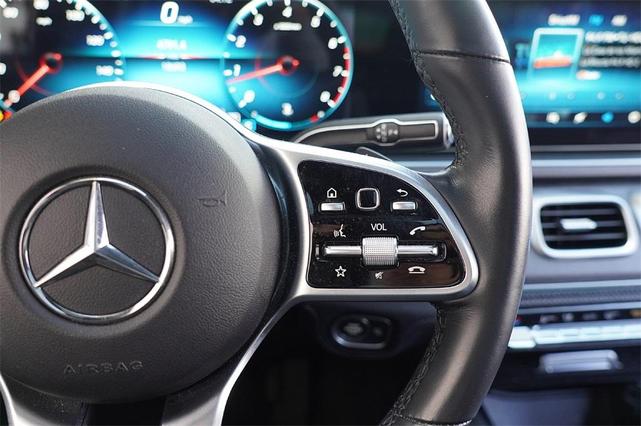 Photo of 2022 Silver Mercedes-Benz GLE 350