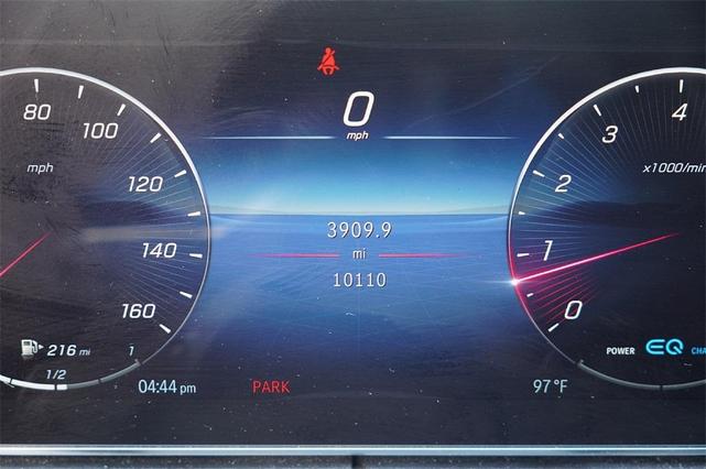 Photo of 2022 Graphite Gray Metallic Mercedes-Benz C-Class