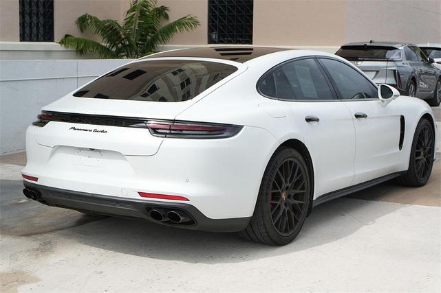 Photo of 2019 White Porsche Panamera