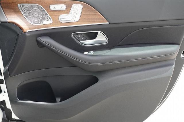 Photo of 2025 White Mercedes-Benz GLE 350