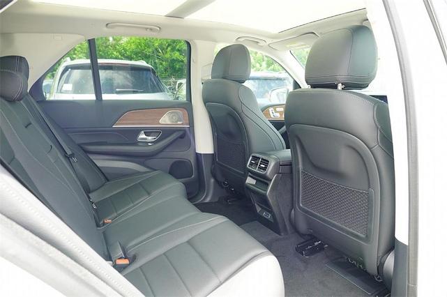 Photo of 2025 White Mercedes-Benz GLE 350