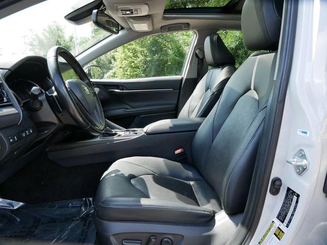 Photo of 2022 White Toyota Camry