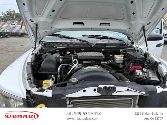 Photo of 2011 Bright White Clearcoat Dodge Dakota