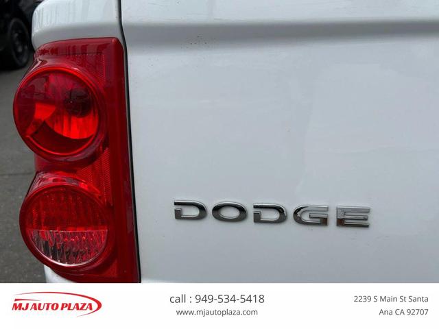 Photo of 2011 Bright White Clearcoat Dodge Dakota