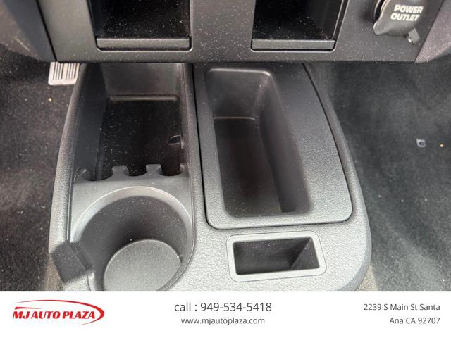 Photo of 2011 Bright White Clearcoat Dodge Dakota