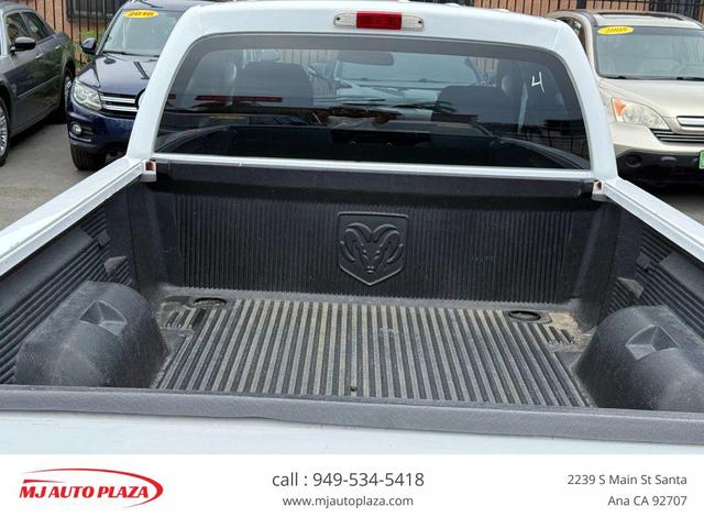Photo of 2011 Bright White Clearcoat Dodge Dakota