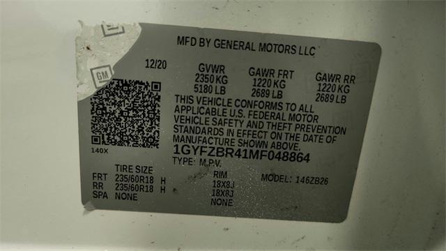 Photo of 2021 Crystal White Tricoat Cadillac XT4