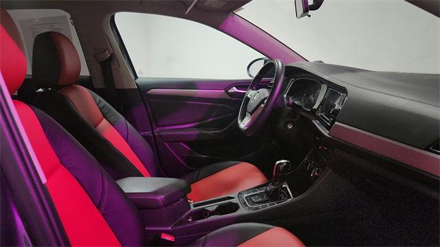 Photo of 2020 Platinum Gray Metallic Volkswagen Jetta