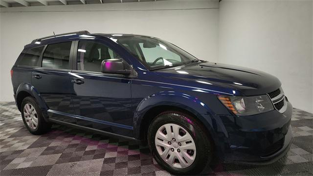 Photo of 2020 Contusion Blue Pearlcoat Dodge Journey