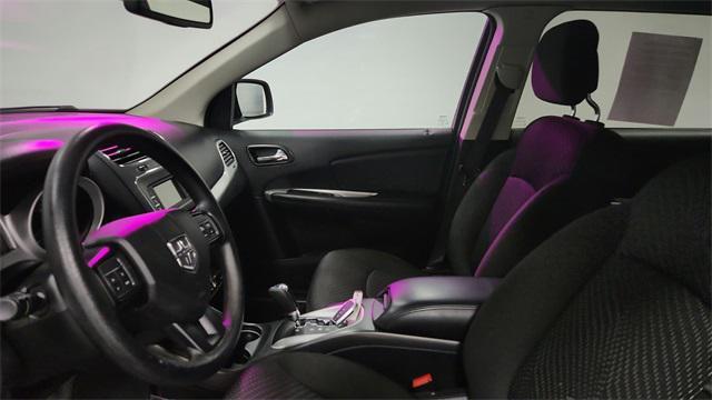 Photo of 2020 Contusion Blue Pearlcoat Dodge Journey