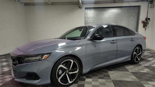 Photo of 2022 Sonic Gray Pearl Honda Accord