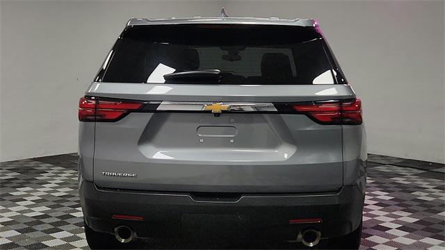 Photo of 2023 Sterling Gray Metallic Chevrolet Traverse