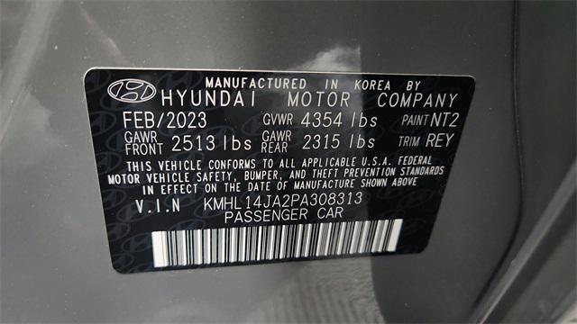 Photo of 2023 Hampton Gray Hyundai SONATA