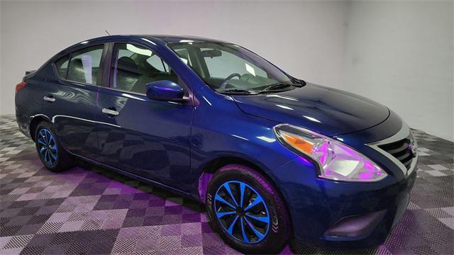Photo of 2019 Deep Blue Pearl Nissan Versa
