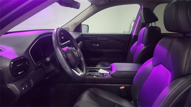 Photo of 2023 Crystal Black Pearl Honda Pilot